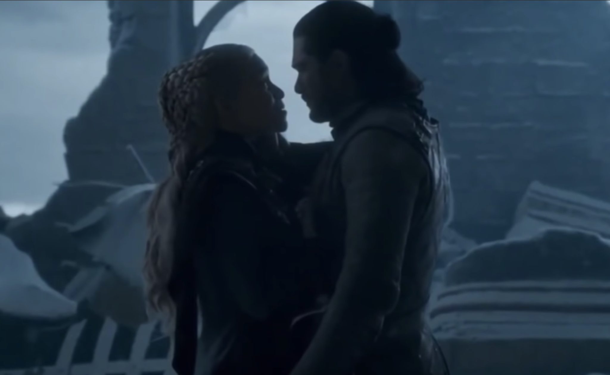 Jon Snow dating Daenerys
