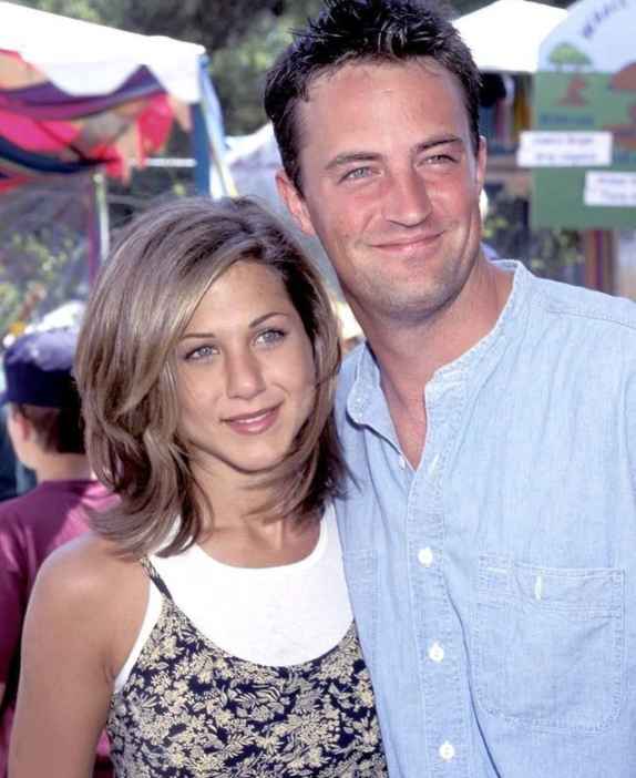 Matthew Perry is selling Friends t-shirts to aid WHO's COVID-19 relief efforts