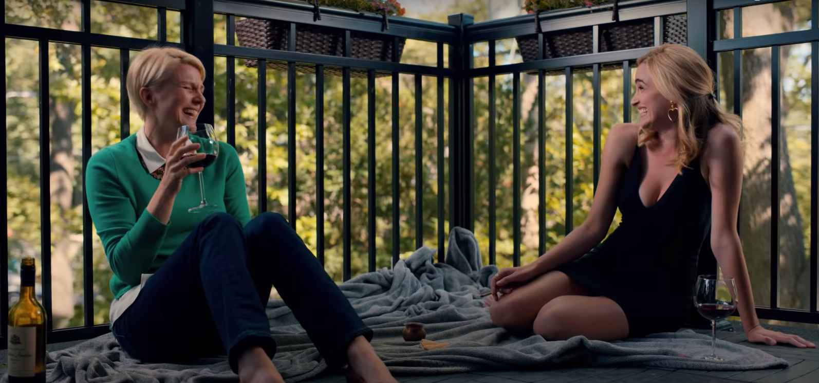 Antonia Gentry as Ginny and Brianne Howey as Georgia on the Netflix show Ginny & Georgia