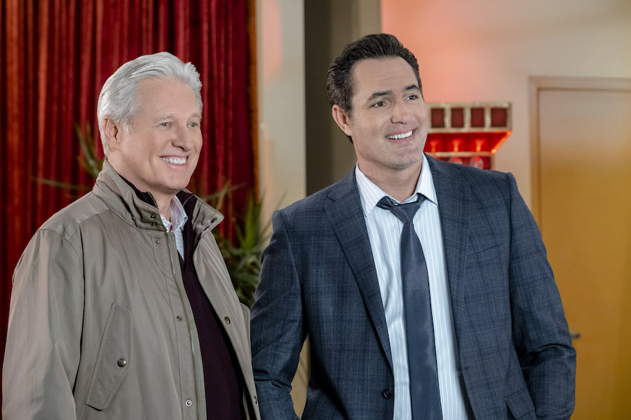 Hallmark, Matchmaker Mysteries, Photo: Bruce Boxleitner, Victor Webster Credit: ©2021 Crown Media United States LLC/Photographer: David Dolsen