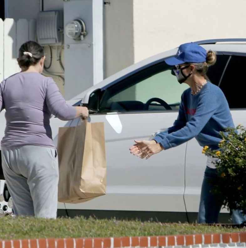 WCTH alum Lori Loughlin spotted doing community service