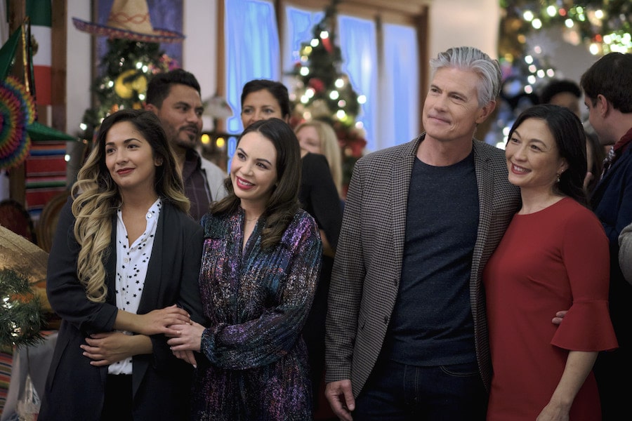 Hallmark Photo: Naomi King, Janel Parrish, Cameron Bancroft, Linda Minard Credit: Copyright 2021 Crown Media United States LLC/Photographer: David Astorga