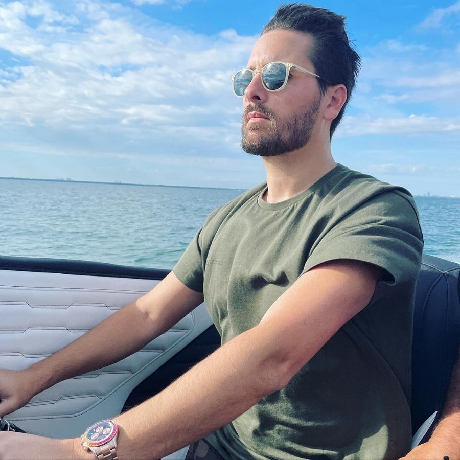 Scott Disick Goes Boating [Credit: Scott Disick/Instagram]