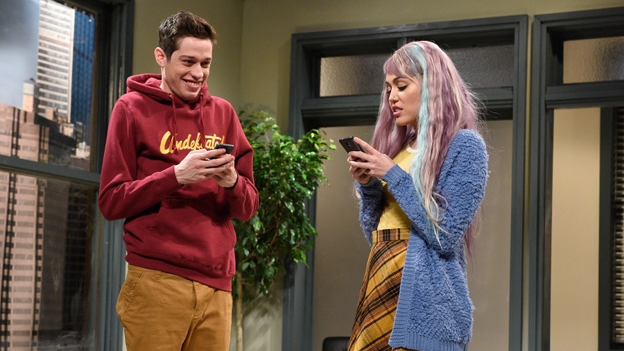 Miley Cyrus And Pete Davidson On SNL [Screenshot | YouTube]